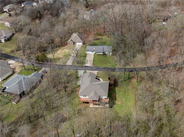 57 Sunderland Drive, Bella Vista, AR 72714