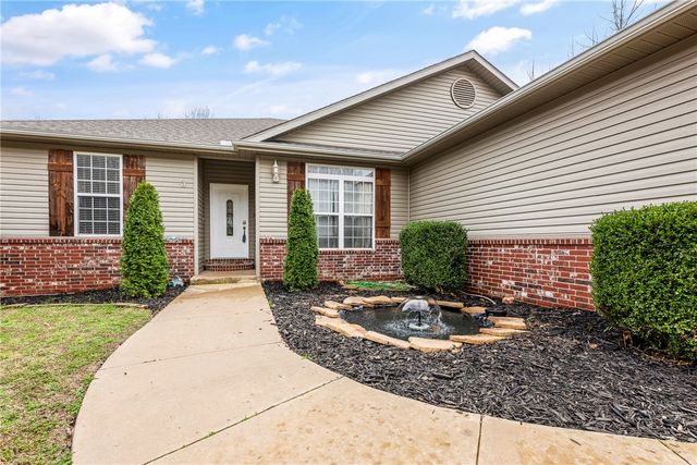 57 Sunderland Drive, Bella Vista, AR 72714