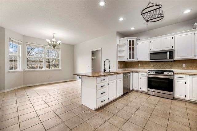 57 Sunderland Drive, Bella Vista, AR 72714