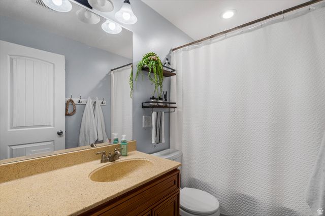 2427 W 5025 S, Roy, UT 84067