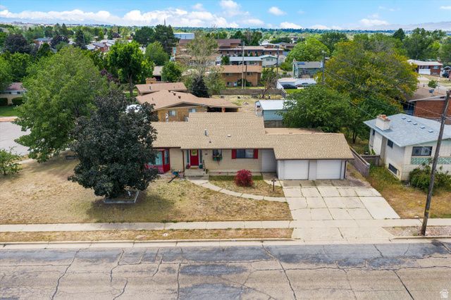 2427 W 5025 S, Roy, UT 84067