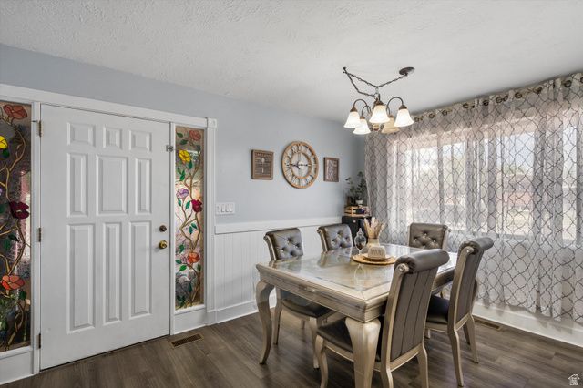 2427 W 5025 S, Roy, UT 84067