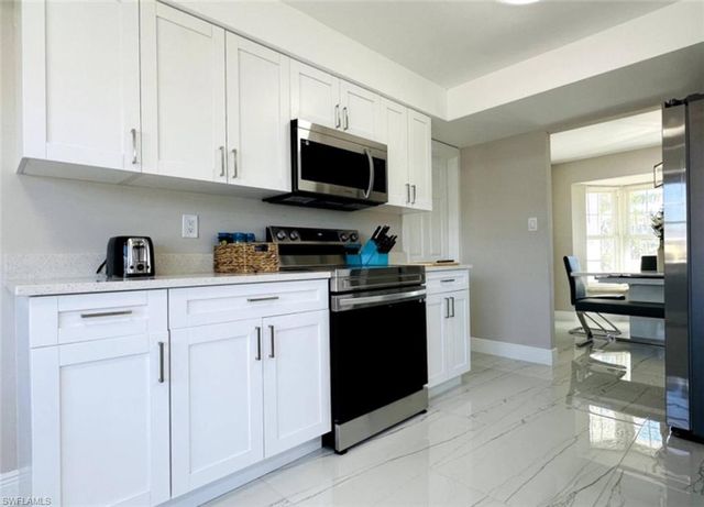 1721 Coral WAY, North Fort Myers, FL 33917