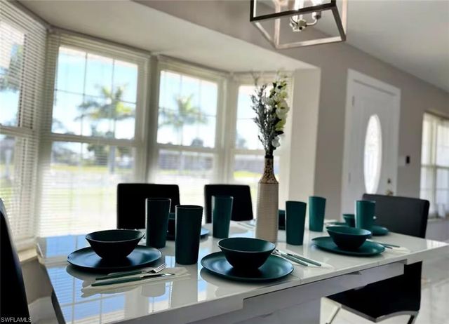 1721 Coral WAY, North Fort Myers, FL 33917