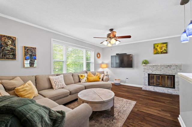 195 Brownwood Circle, Ringgold, GA 30736