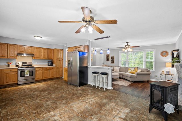 195 Brownwood Circle, Ringgold, GA 30736