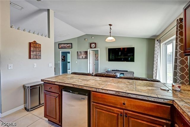 1942 NE 15th ST, Cape Coral, FL 33909