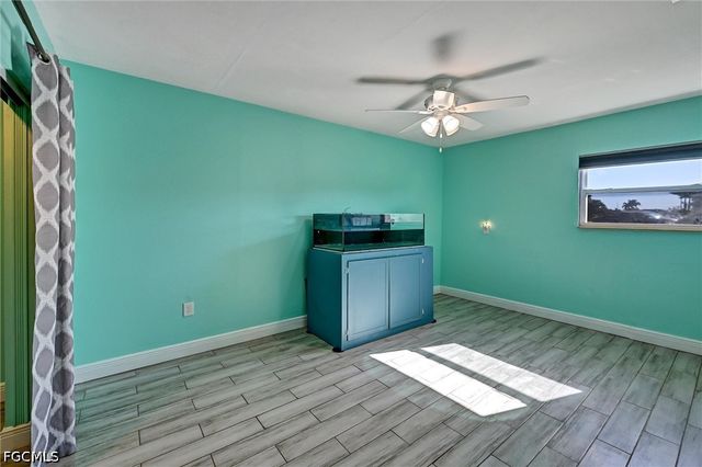 1942 NE 15th ST, Cape Coral, FL 33909