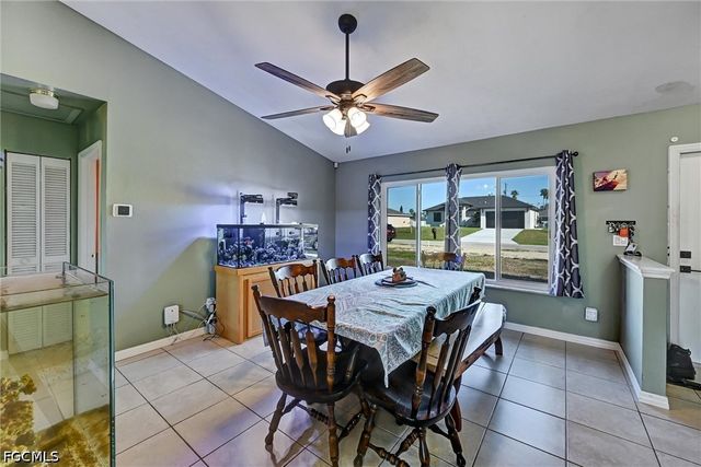 1942 NE 15th ST, Cape Coral, FL 33909