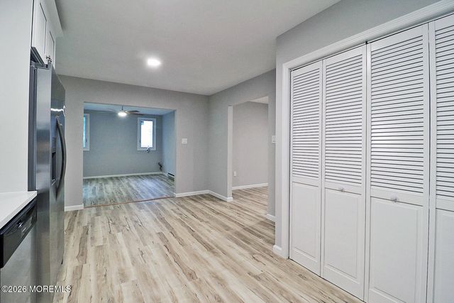 11 Pomona Drive, Barnegat, NJ 08005
