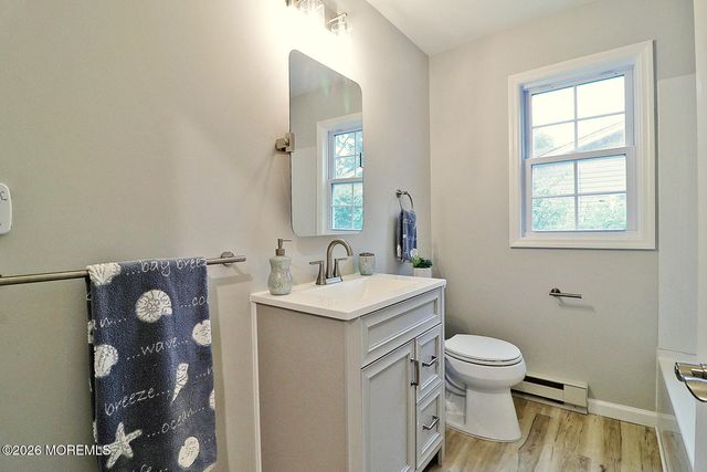 11 Pomona Drive, Barnegat, NJ 08005