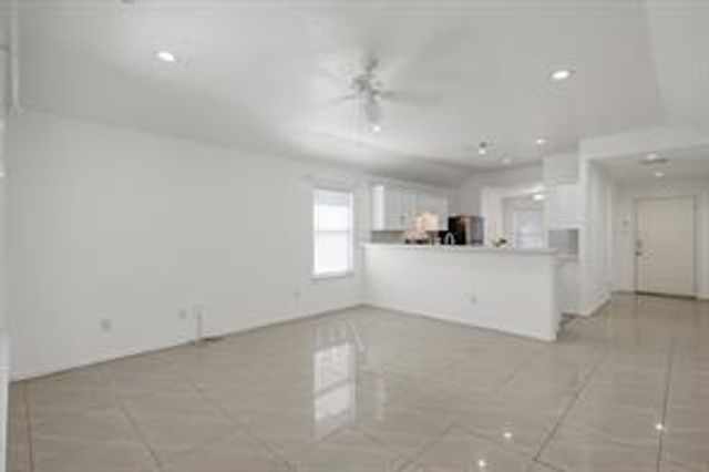 50 Thicket Grove Place, The Woodlands, TX 77385