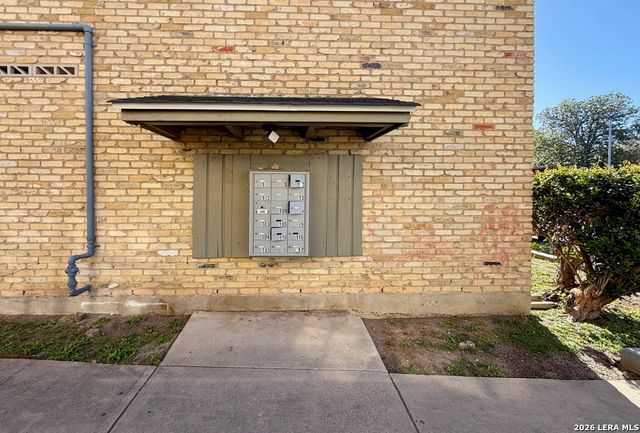 6611 SOUTHPOINT ST BLDG A UNIT 105, San Antonio, TX 78229