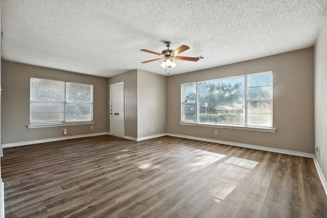 1807 S Vernon Avenue, Dallas, TX 75224