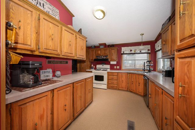 400 W Toledo Street, Fremont, IN 46737