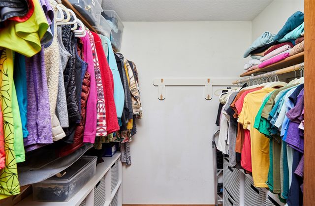 4715 84th Street C, Urbandale, IA 50322