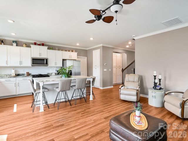 154 Woodvale Drive, Waynesville, NC 28786