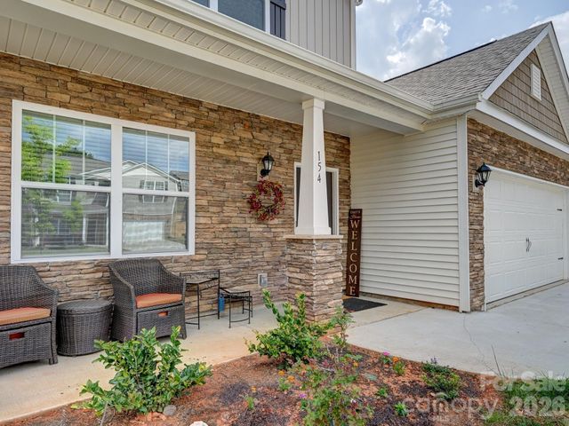 154 Woodvale Drive, Waynesville, NC 28786