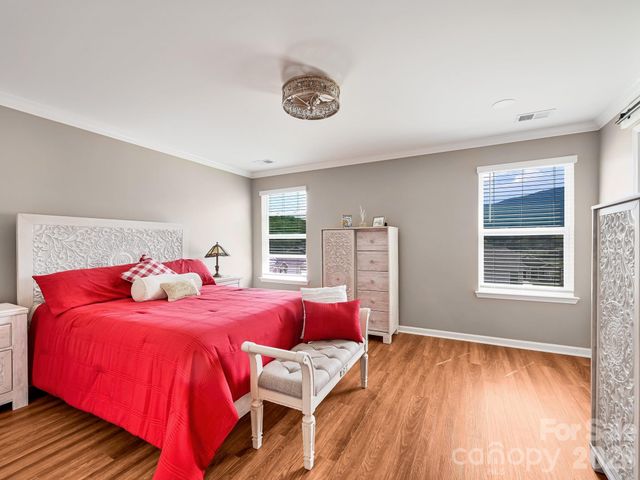 154 Woodvale Drive, Waynesville, NC 28786