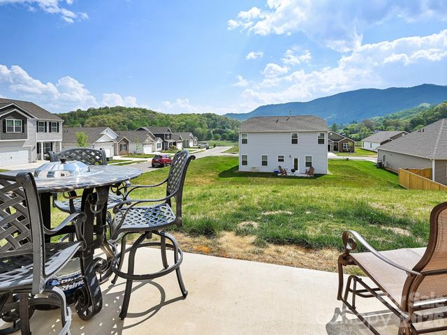 154 Woodvale Drive, Waynesville, NC 28786
