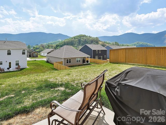 154 Woodvale Drive, Waynesville, NC 28786