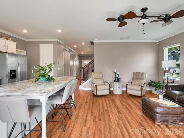154 Woodvale Drive, Waynesville, NC 28786