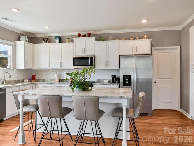 154 Woodvale Drive, Waynesville, NC 28786