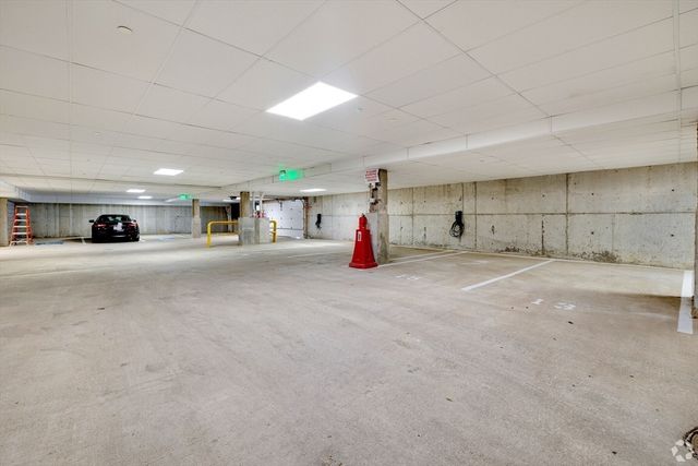 9 Central St 405, Somerville, MA 02143