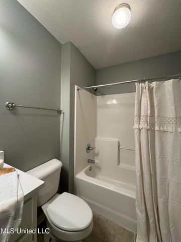 106 Ash Ridge Place, Pearl, MS 39208