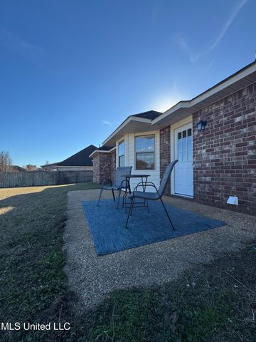 106 Ash Ridge Place, Pearl, MS 39208