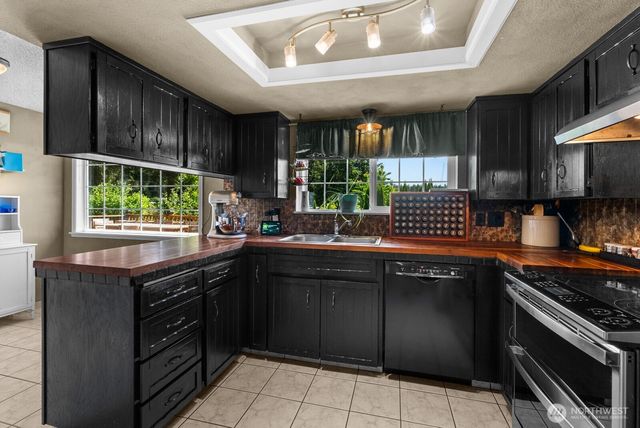 22217 78th Avenue E, Graham, WA 98338