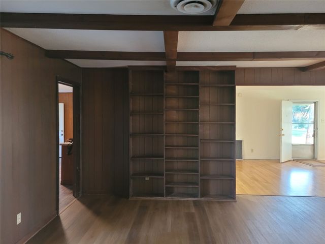 2953 Primrose Lane, Farmers Branch, TX 75234