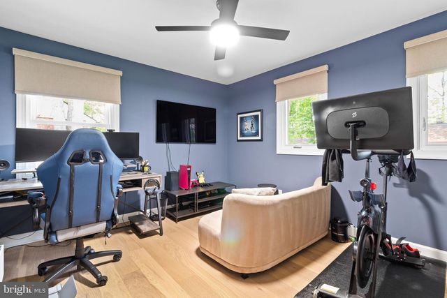 221 EMERALD HILL DR, Fort Washington, MD 20744