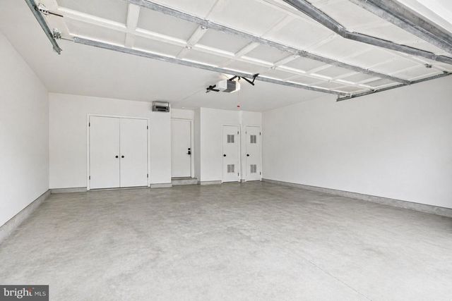 221 EMERALD HILL DR, Fort Washington, MD 20744