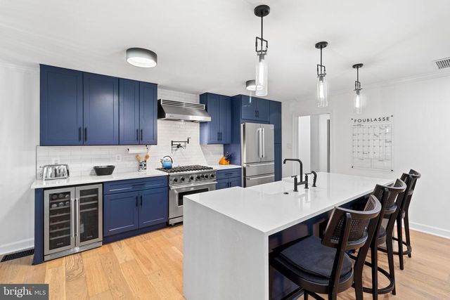 221 EMERALD HILL DR, Fort Washington, MD 20744