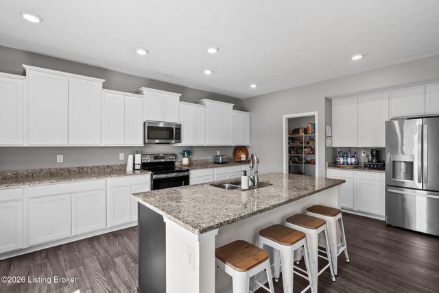 11717 Sandhill Preserve Dr, Louisville, KY 40229