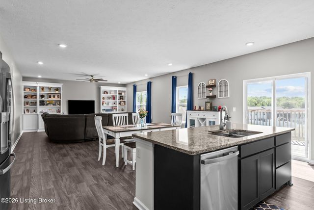 11717 Sandhill Preserve Dr, Louisville, KY 40229