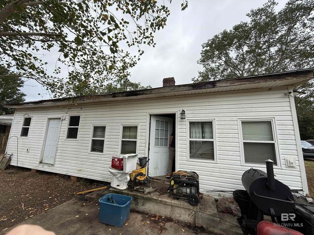 103 Forest Avenue, Atmore, AL 36502