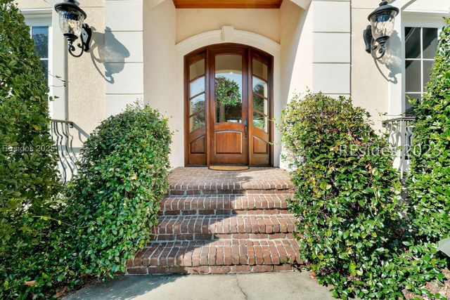 2 Laurel Spring Rd, Okatie, SC 29909