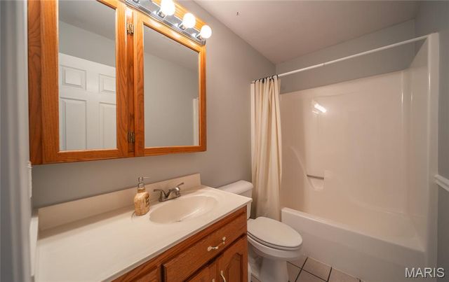 622 Elk Run, St Clair, MO 63077