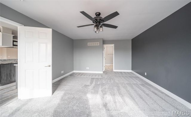 622 Elk Run, St Clair, MO 63077