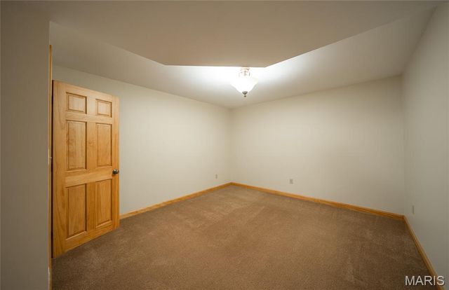 622 Elk Run, St Clair, MO 63077