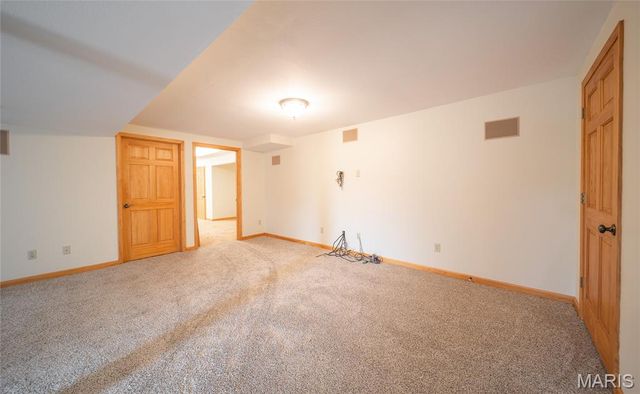 622 Elk Run, St Clair, MO 63077