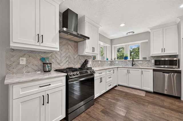 23011 Fox Hunt Drive, Spring, TX 77389