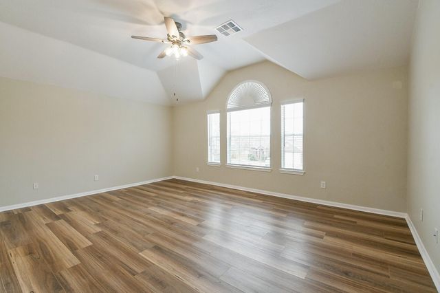 815 Robins Way, Stafford, TX 77477