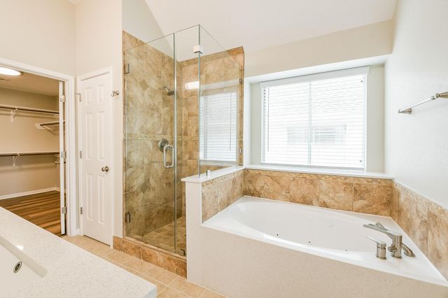 815 Robins Way, Stafford, TX 77477