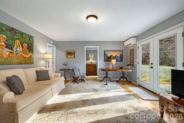 1590 Bruce Road, Mars Hill, NC 28754