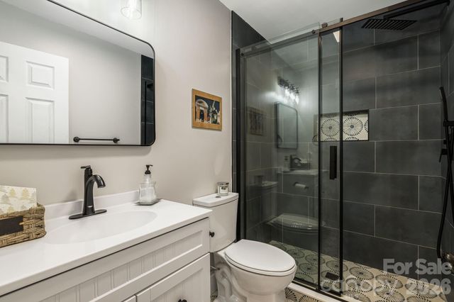 1590 Bruce Road, Mars Hill, NC 28754