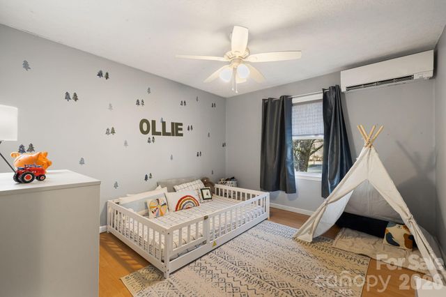 1590 Bruce Road, Mars Hill, NC 28754