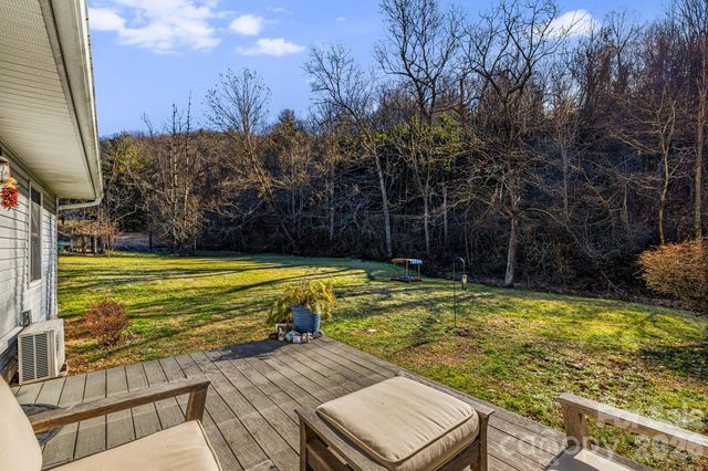 1590 Bruce Road, Mars Hill, NC 28754